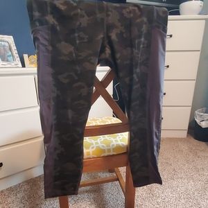 Fabletics camo capris